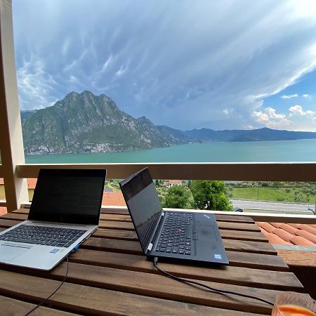Happy Guest Apartments - Bella Vista Riva di Solto Luaran gambar